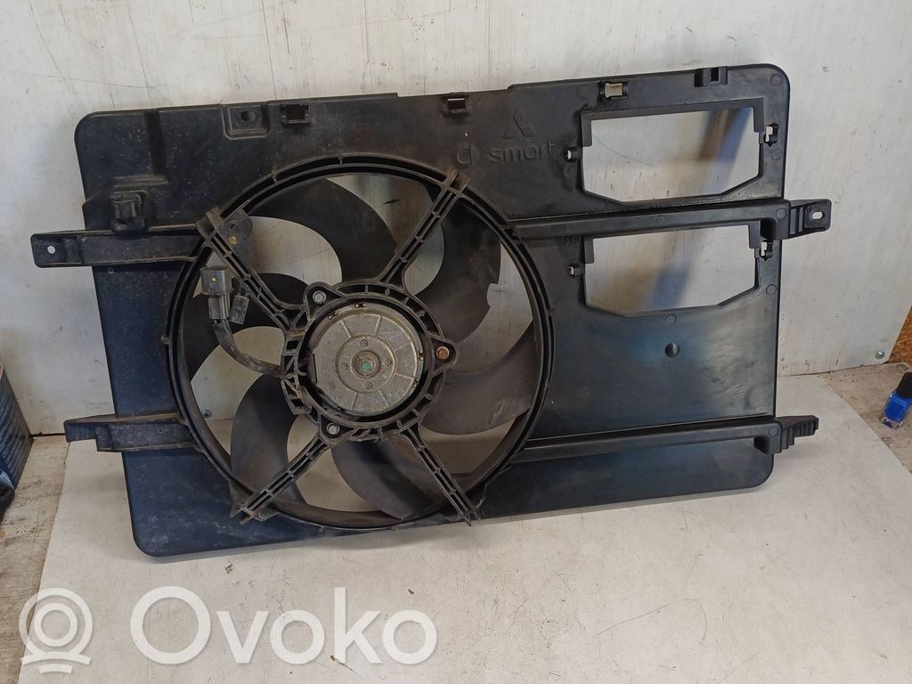 Smart ForFour I Elektryczny wentylator chłodnicy 