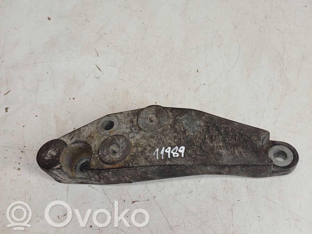 Opel Zafira B Gearbox mounting bracket 