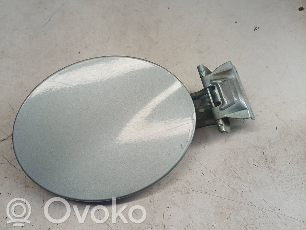 Mazda 5 Fuel tank cap 