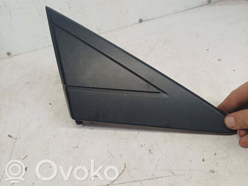 Mazda 5 Fender end trim 