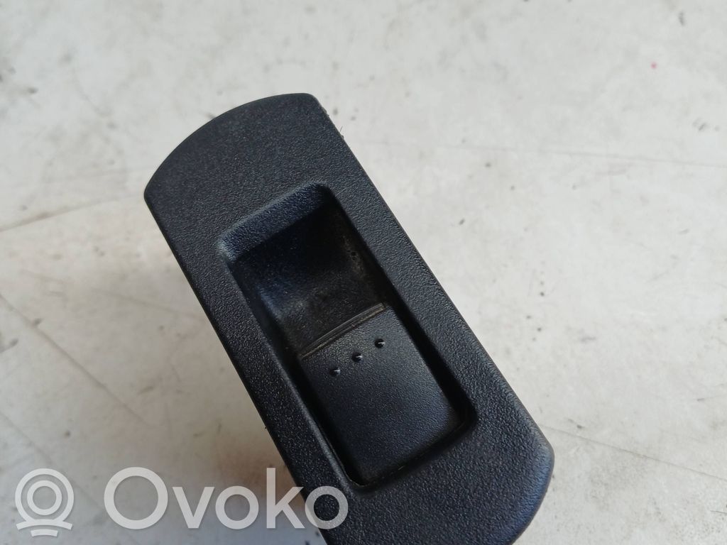 Mazda 5 Electric window control switch 