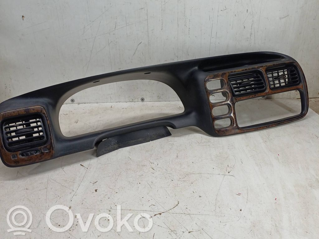 Suzuki Grand Vitara I Element deski rozdzielczej 