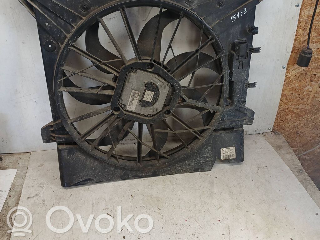 Volvo XC90 Elektrinis radiatorių ventiliatorius 