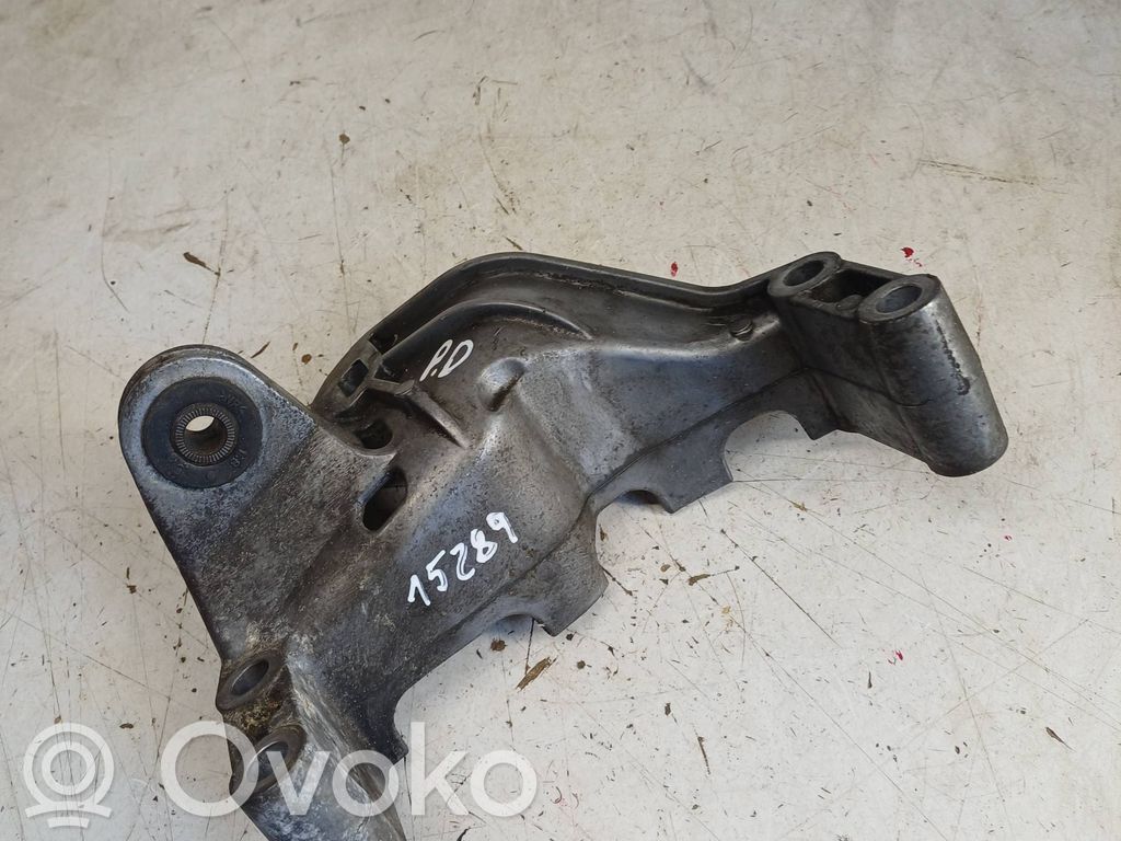 Mini One - Cooper R50 - 53 Engine mounting bracket 