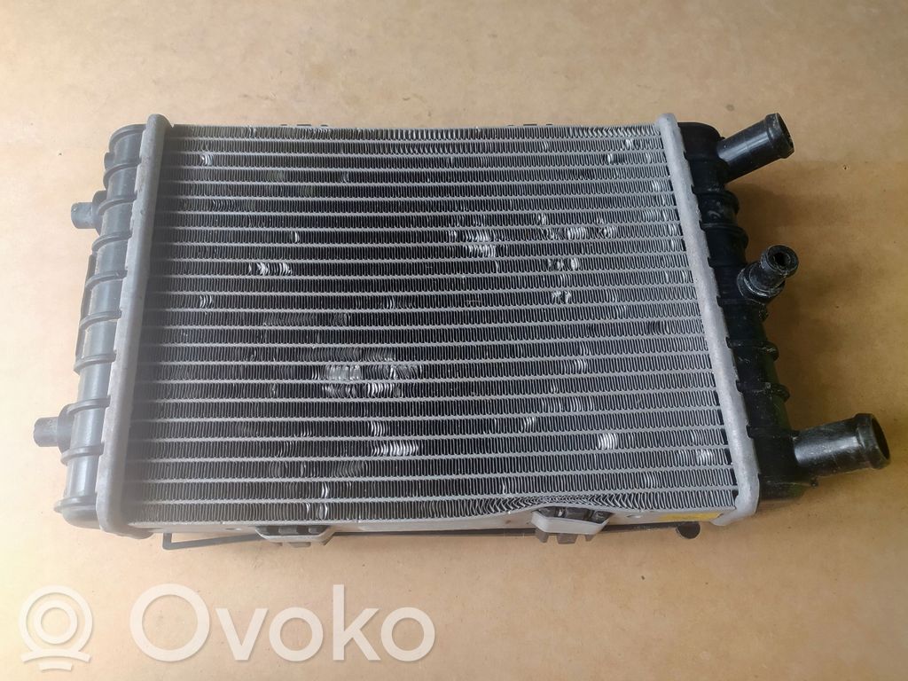 Audi Q8 Chłodnica 