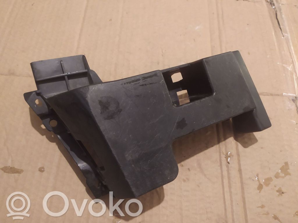 Mazda 3 I Rear bumper mounting bracket 