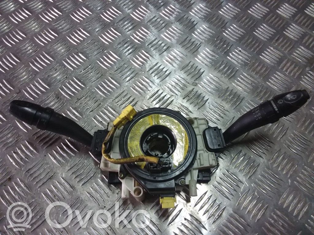 Hyundai Sonata Wiper turn signal indicator stalk/switch 