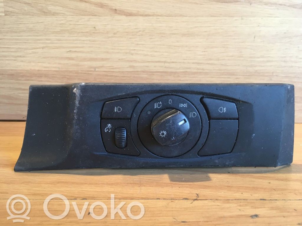 BMW 5 E60 E61 Przełącznik świateł 
