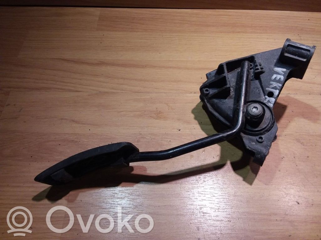 Opel Vectra C Pedał gazu / przyspieszenia 