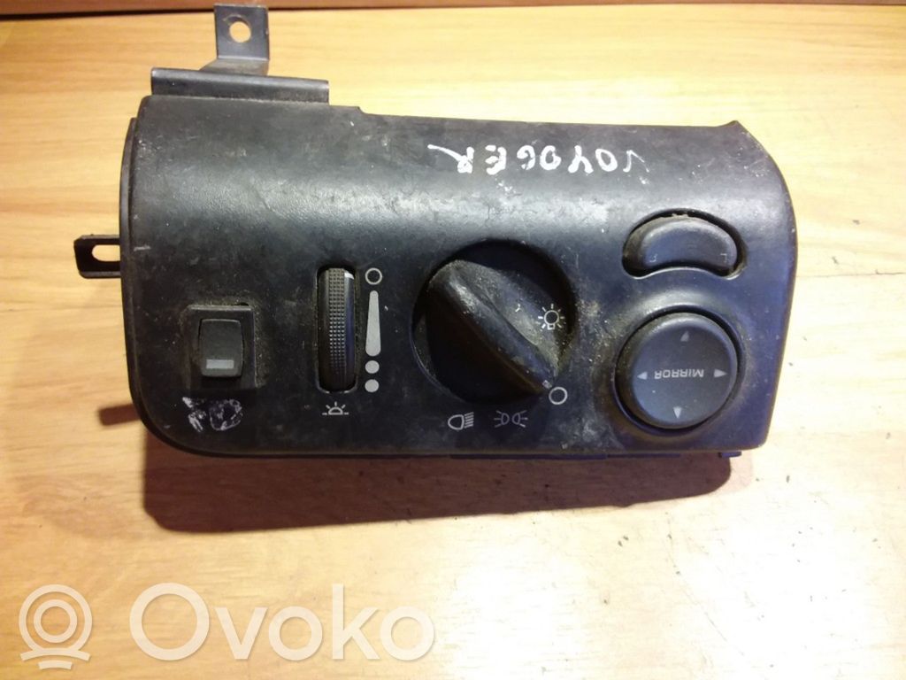 Chrysler Voyager Light switch 