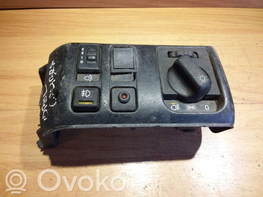 Light switch   90269733
