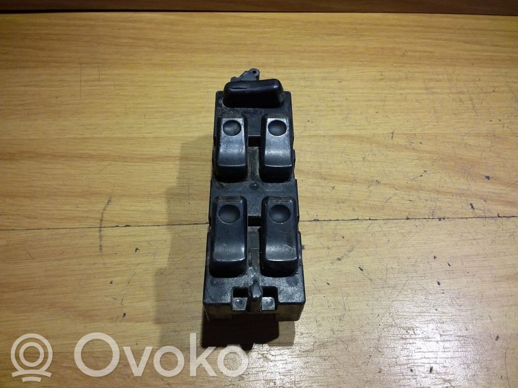 Mazda 626 Electric window control switch 