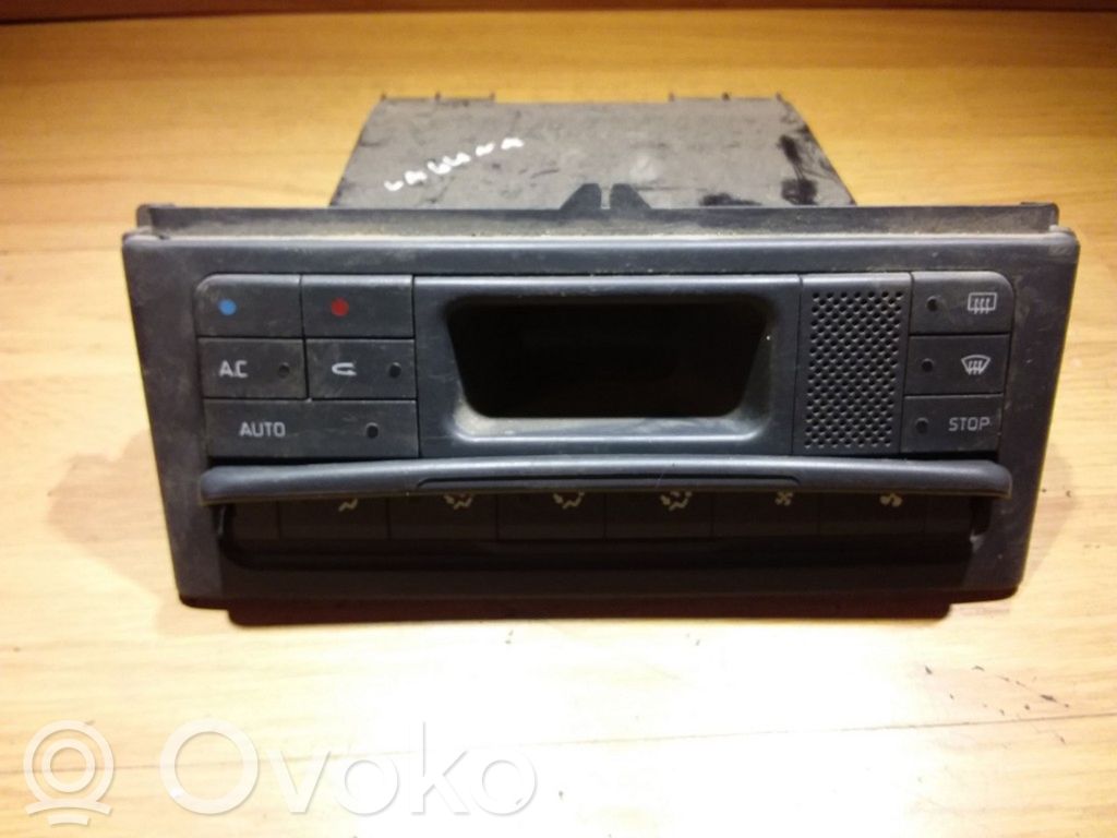 Renault Laguna I Climate control unit 