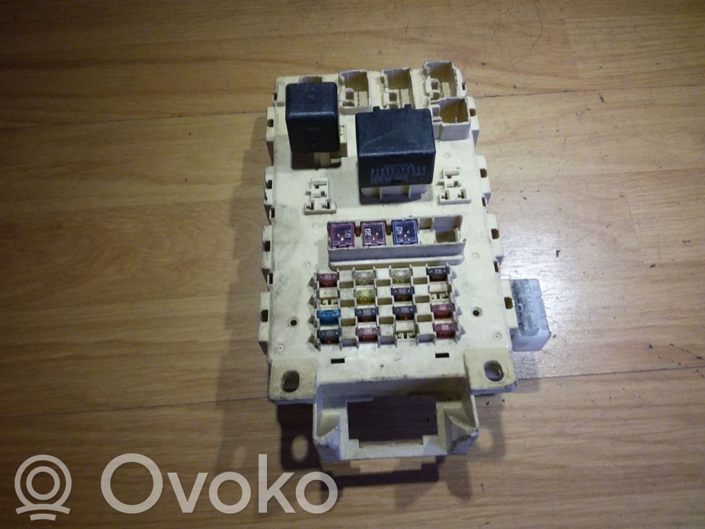 Toyota Yaris Fuse module 