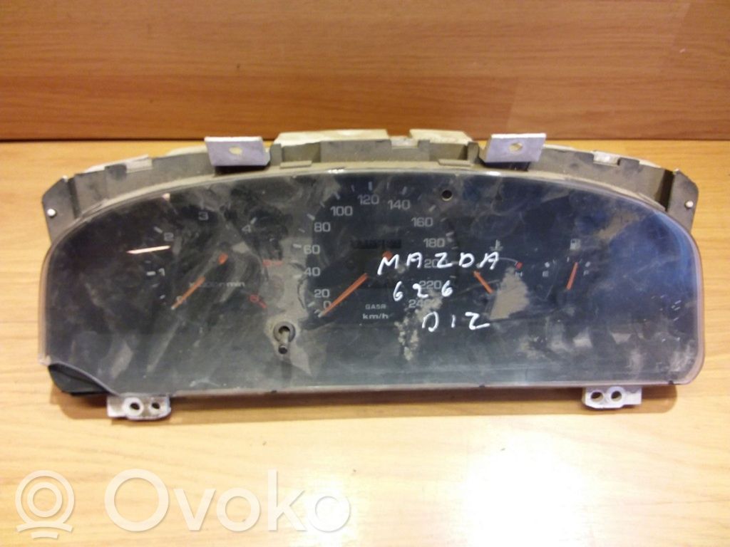 Speedometer (instrument cluster)