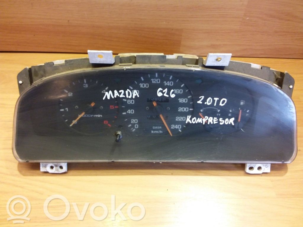 Mazda 626 Speedometer (instrument cluster) 