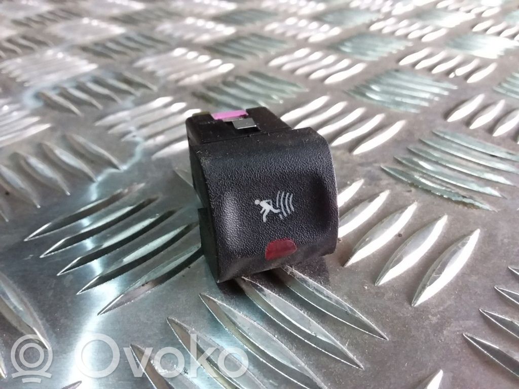 Opel Omega B1 Parking (PDC) sensor switch 