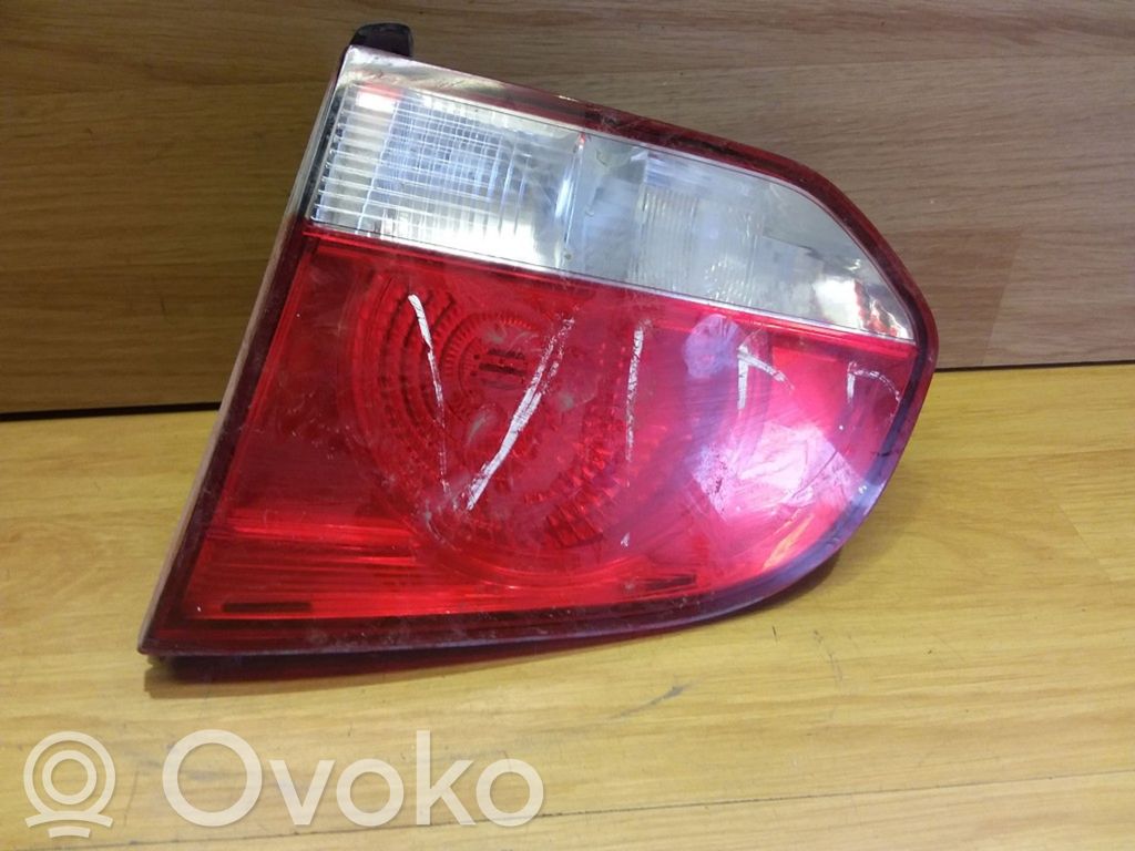 Volkswagen Golf VI Lampy tylnej klapy bagażnika 