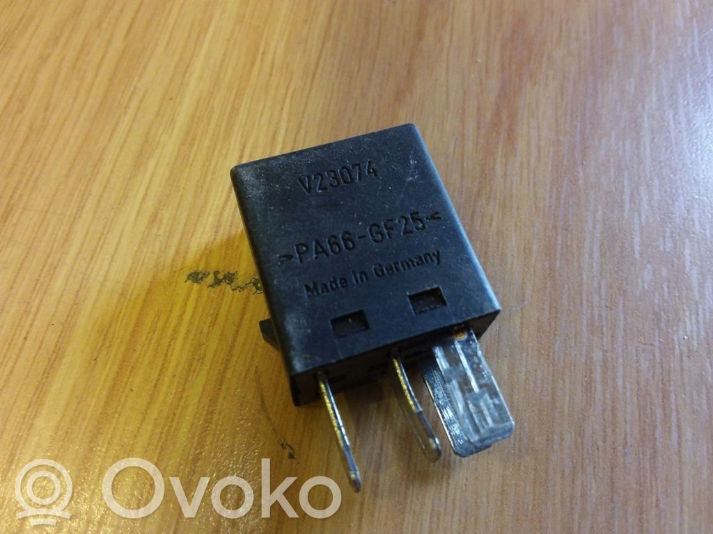 Volvo S40, V40 Inne przekaźniki 