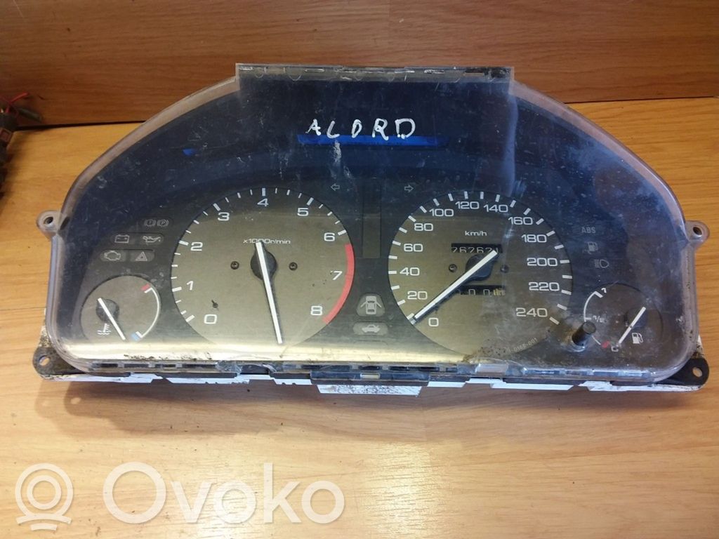 Honda Accord Speedometer (instrument cluster) 
