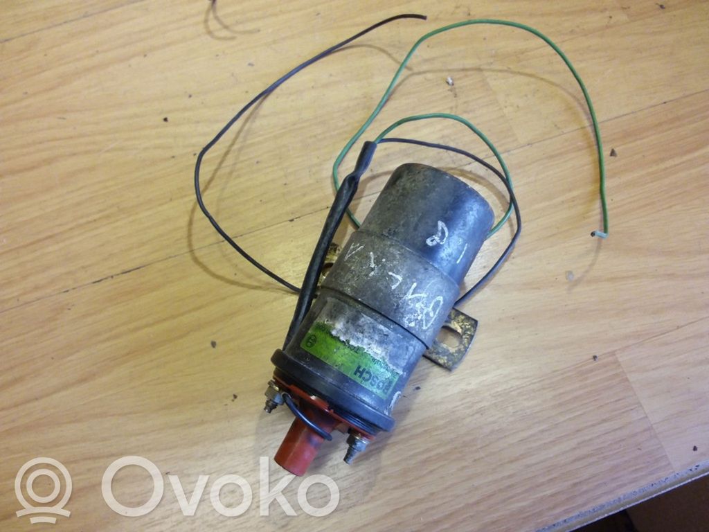 Audi 80 90 B3 Cewka zapłonowa wysokiego napięcia 