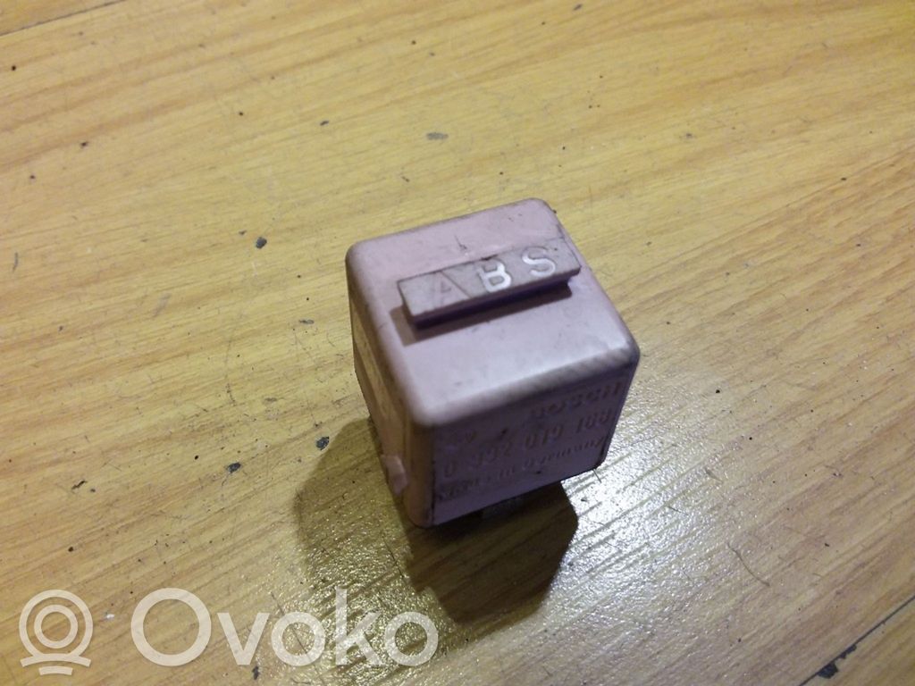 BMW 5 E39 Other relay 