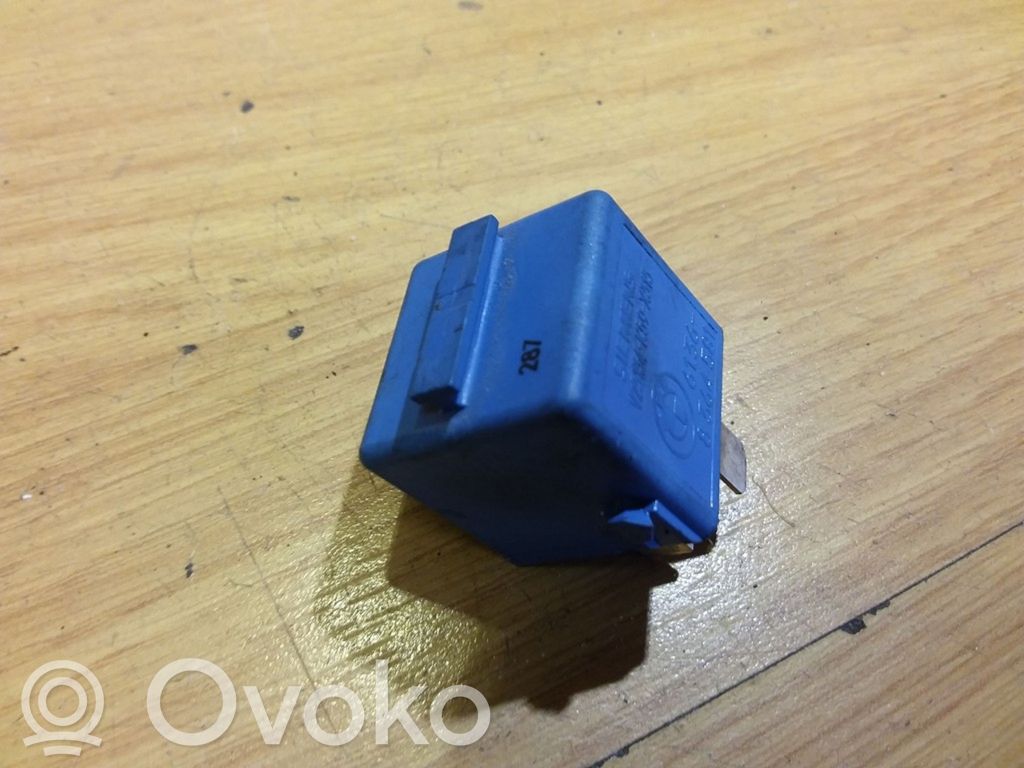 BMW 5 E39 Other relay 