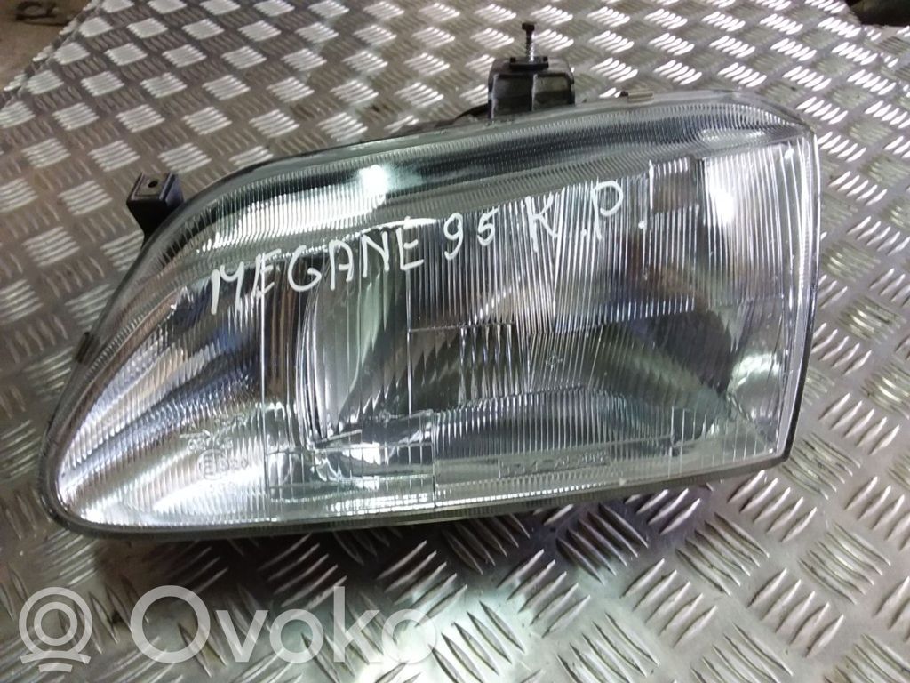 Renault Megane I Scheinwerfer 