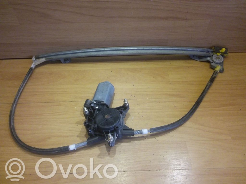Renault Scenic I Macara ușă față cu motor 