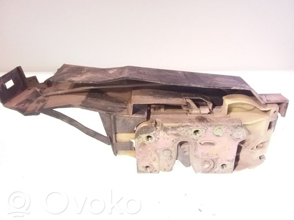 Ford Focus Front door lock 