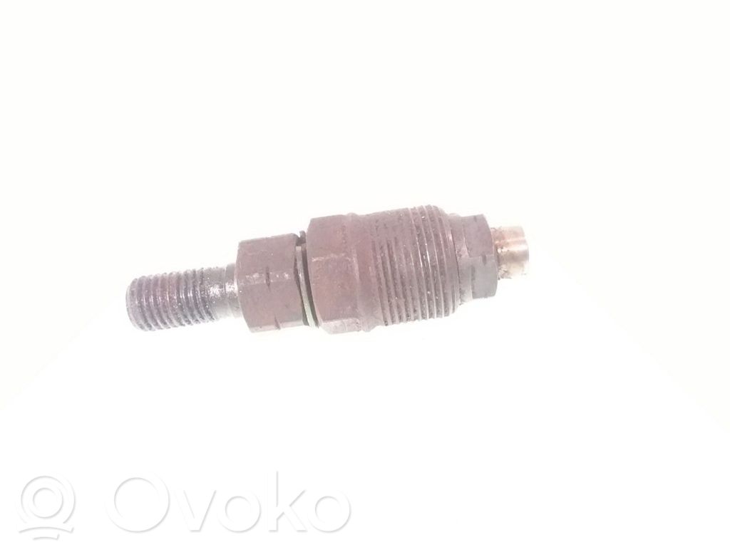 Opel Corsa B Fuel injector 