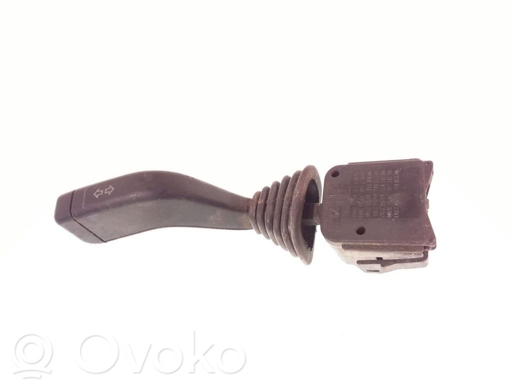Opel Vectra B Pagrieziena signālu / lukturu sviria 