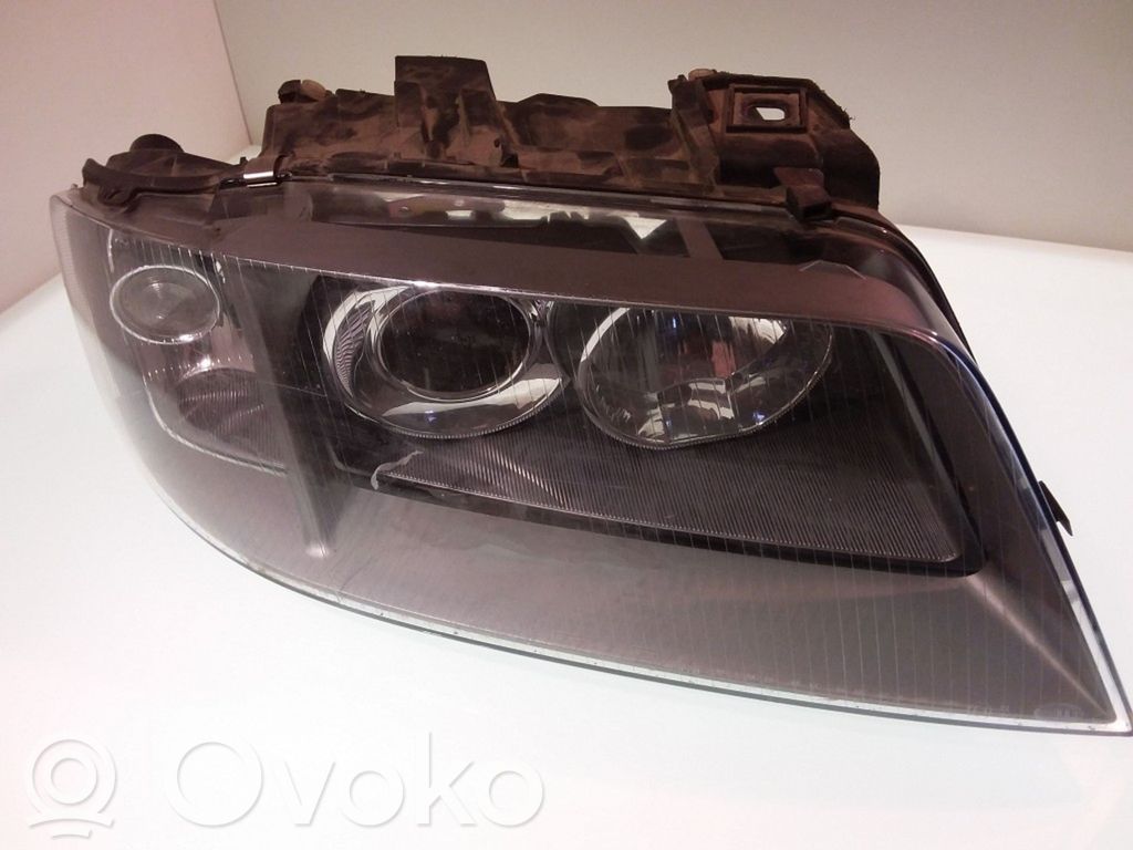 Audi A4 S4 B6 8E 8H Scheinwerfer 
