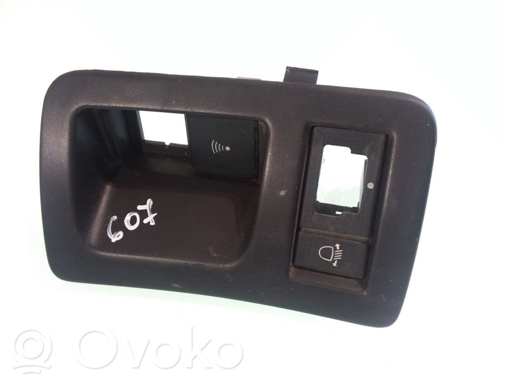 Peugeot 607 Przycisk / Włącznik czujnika parkowania PDC 