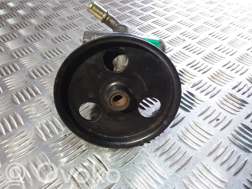 Renault Laguna II Power steering pump 