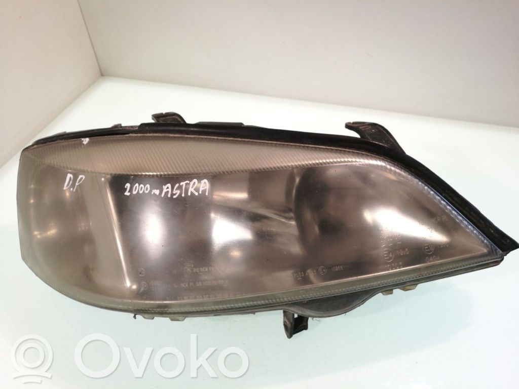 Opel Astra G Lampa przednia 