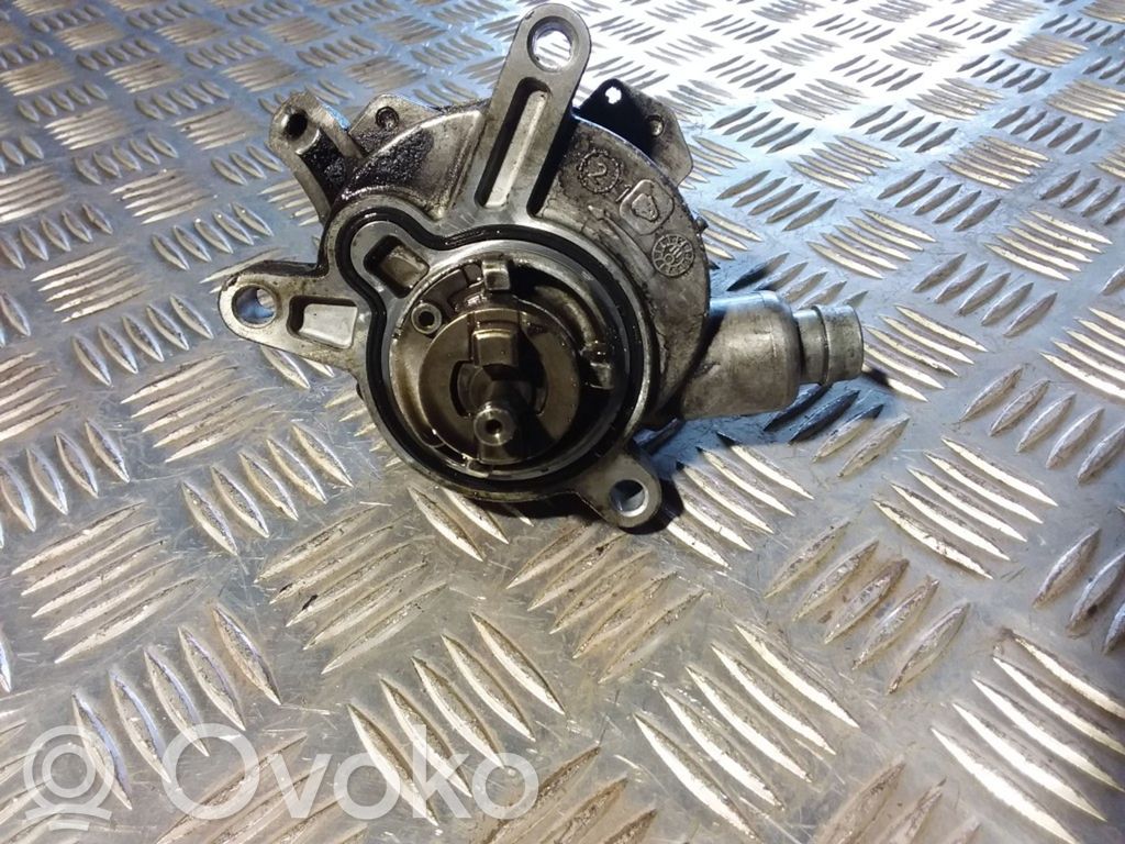 Volvo S60 Vacuum pump 