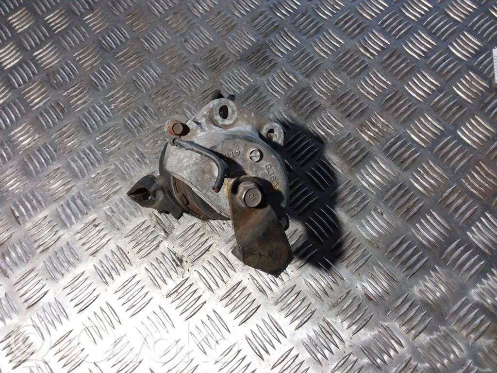 Soporte de montaje del motor
