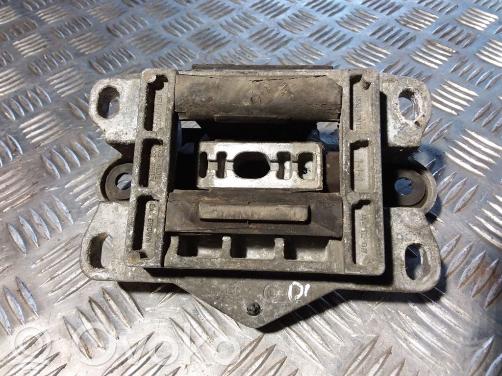 Ford Mondeo Mk III Dzinēja spilvens 