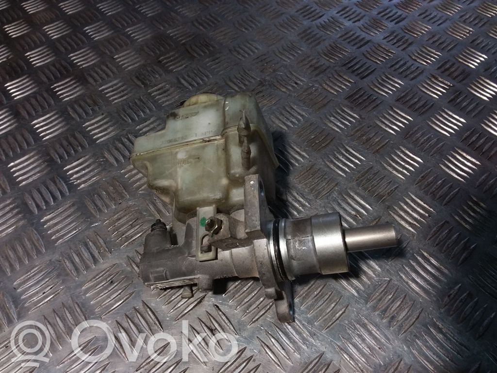 BMW 5 E39 Master brake cylinder 