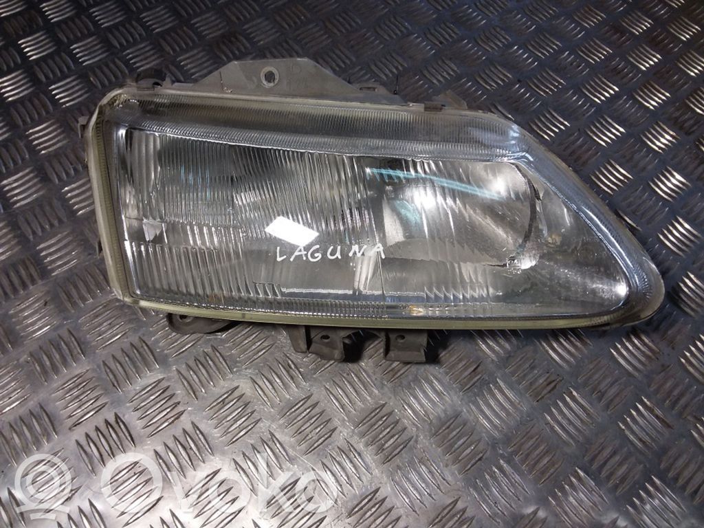 Renault Laguna I Far 