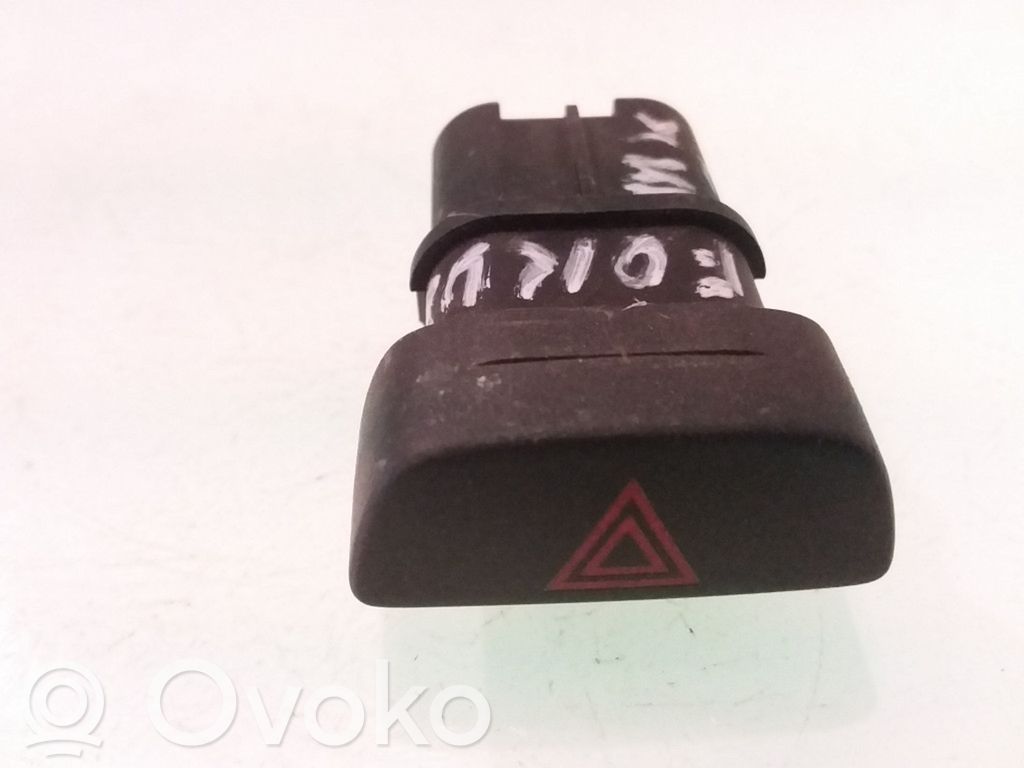 Ford Focus Hazard light switch 
