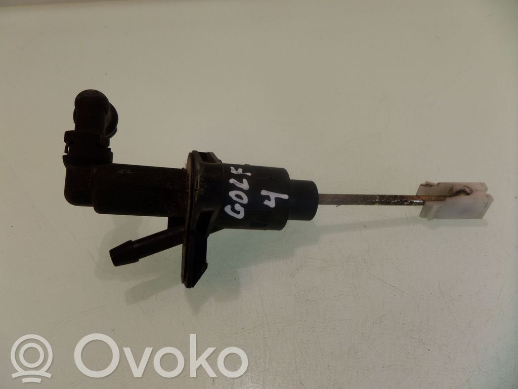 Volkswagen Golf IV Kytkimen pääsylinteri 