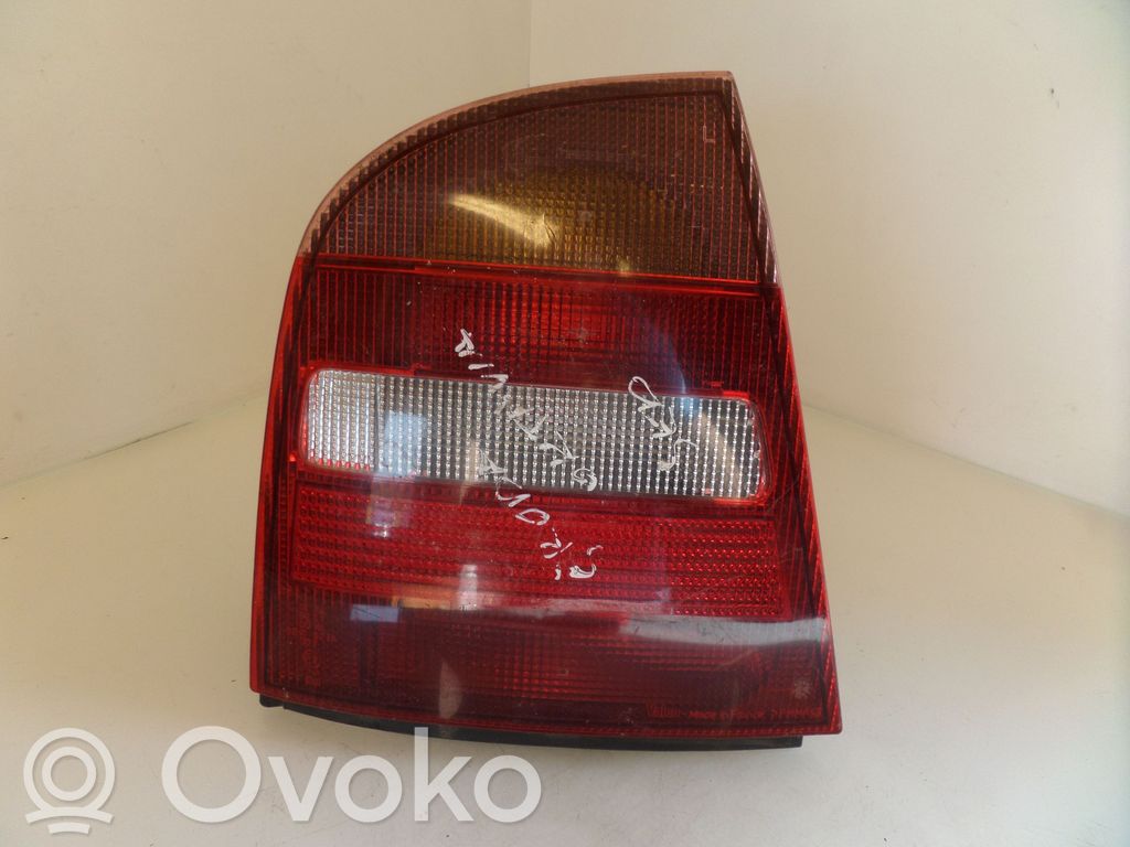 Skoda Octavia Mk2 (1Z) Lampa tylna 