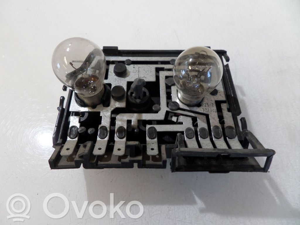 Audi 80 90 B3 Takavalon osa 