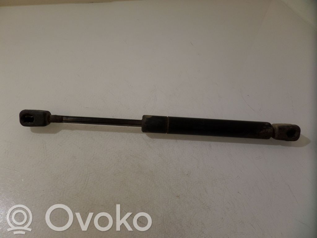 Volkswagen PASSAT B5 Tailgate/trunk strut/damper 