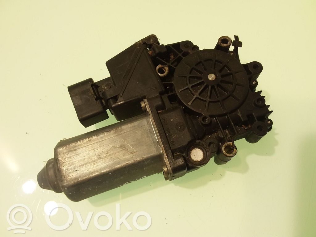 Audi A4 S4 B5 8D Asa reguladora de la puerta trasera 