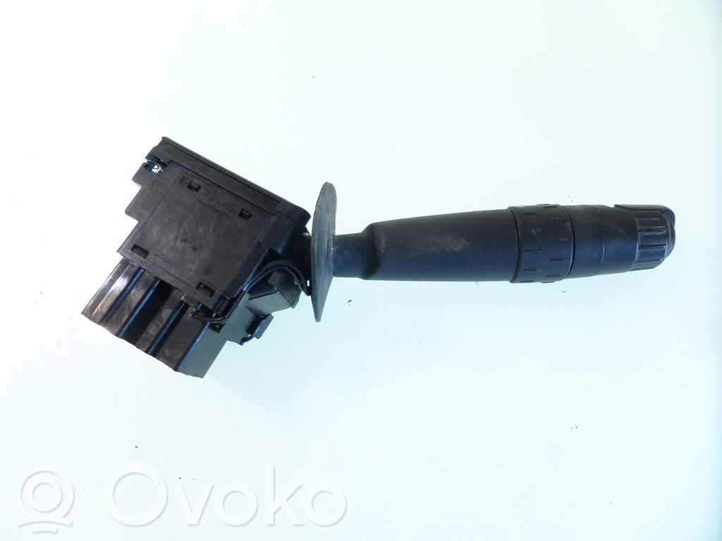 Peugeot 406 Palanca de intermitentes 