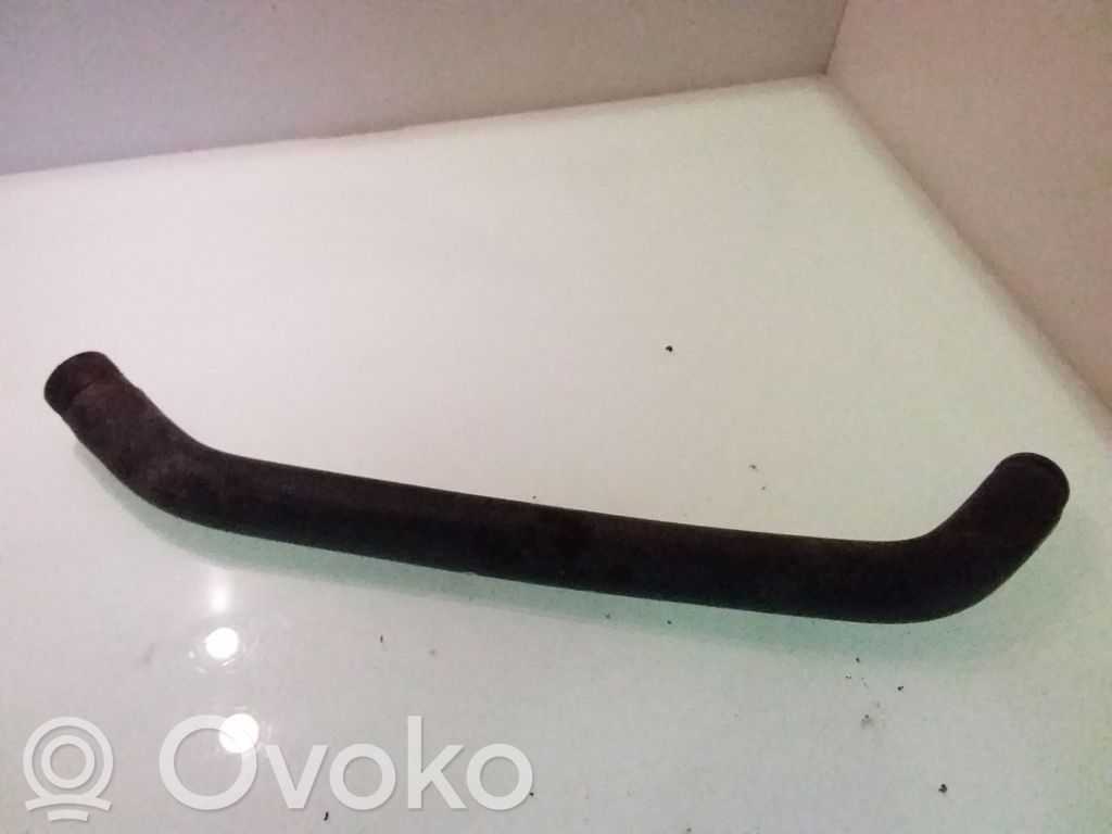 Audi 80 90 S2 B4 Engine coolant pipe/hose 