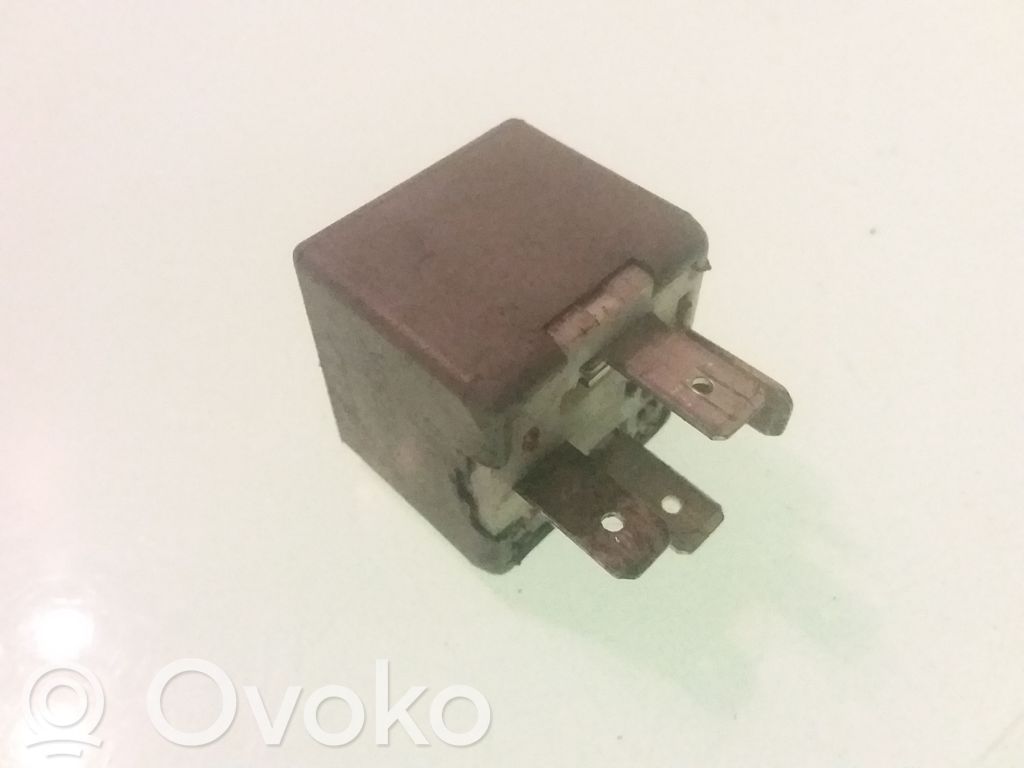 Volkswagen Sharan Kita rėlė 